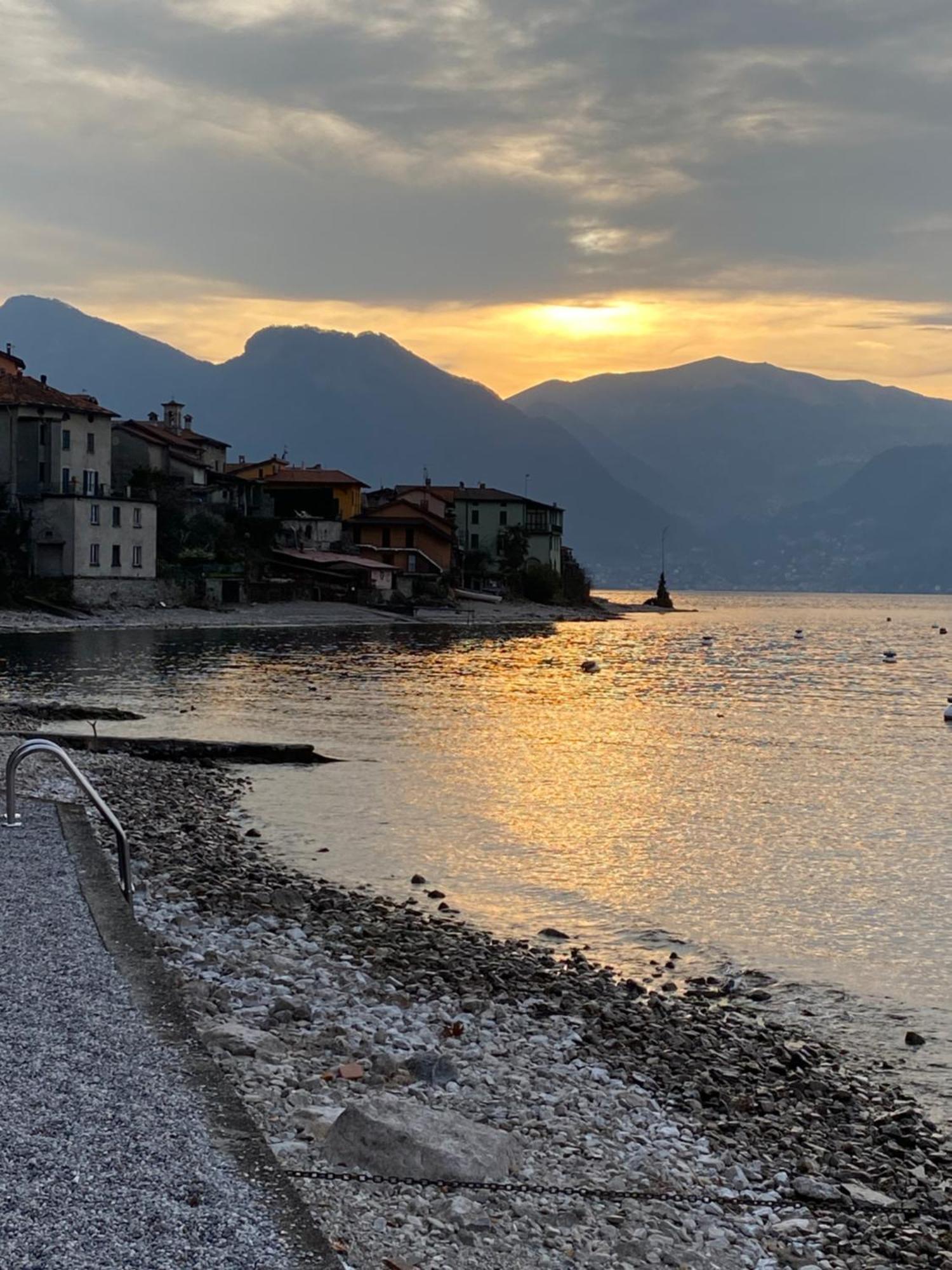 Lake House Near Bellagio Villa Lezzeno Exterior photo